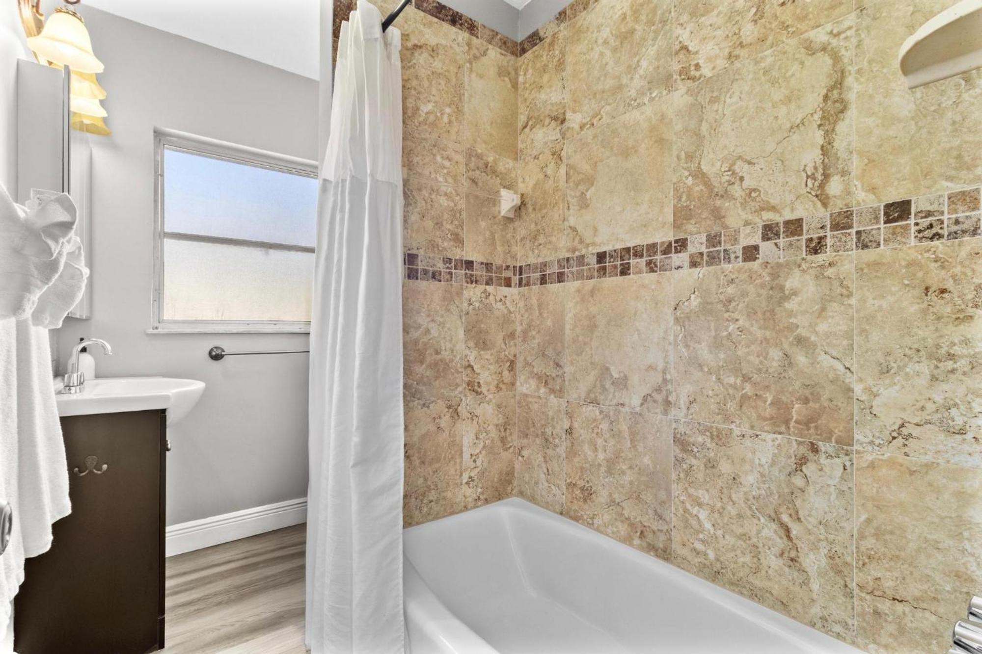 Relaxing Pool Home For Family Getaway Close To Tampa Zoo, Busch Gardens, Restaurants And Shopping! Exterior foto