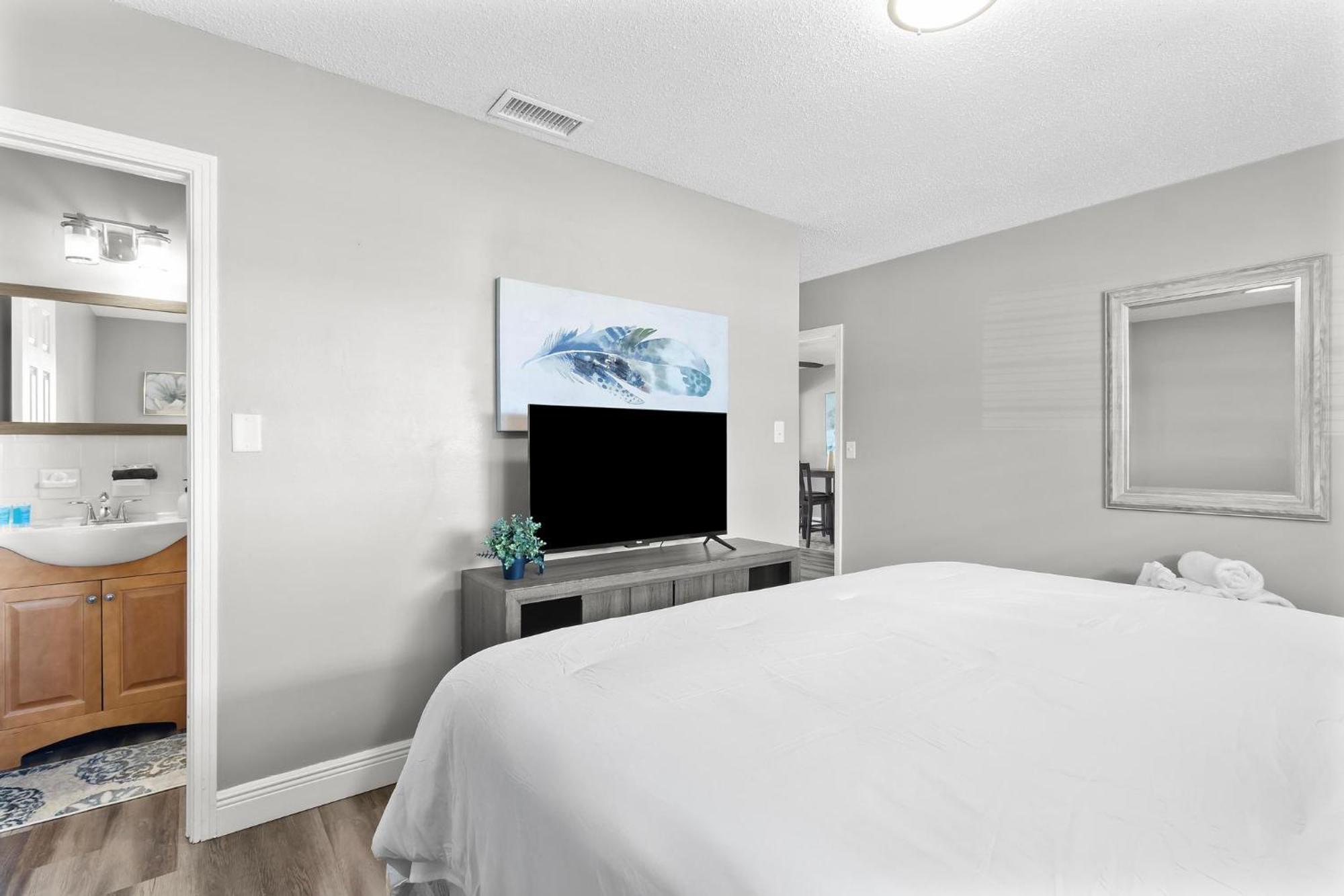 Relaxing Pool Home For Family Getaway Close To Tampa Zoo, Busch Gardens, Restaurants And Shopping! Exterior foto